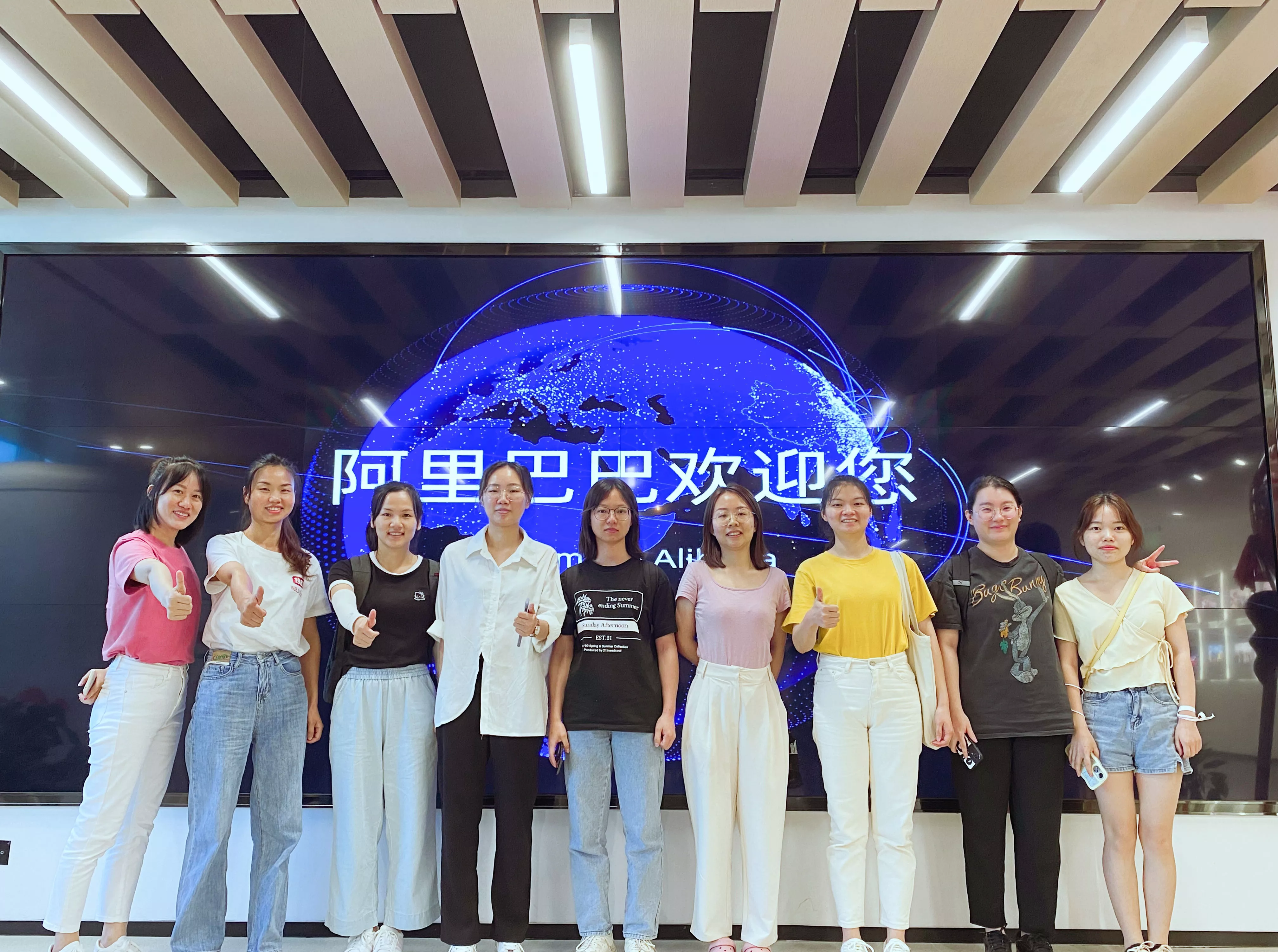 Empowering Global Traders of Tomorrow ✨The 2022 Alibaba.com Global Trade Training Course wasn’t just about knowledge—it was about unlocking potential. Every lesson, every skill, and every breakthrough was a step toward excellence. Because at Alibaba.com, we believe: when your business grows, the world grows with you. Keep learning, keep leading!
